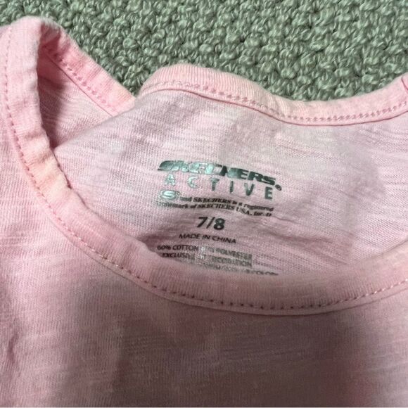 🍭4/$20 Skechers Short Sleeve “Girls Run the World” Graphic Tee - 7/8 - Picture 3 of 3